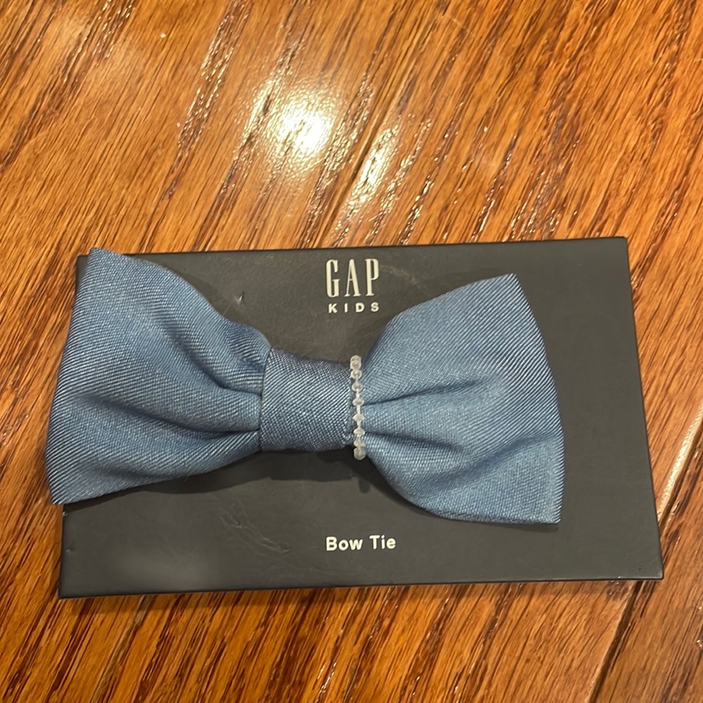 Kid’s Gap Bowtie